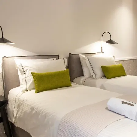 11Suites Aigio Extérieur photo