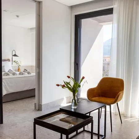 11Suites Aigio Extérieur photo