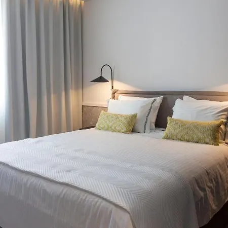 11Suites Aigio Extérieur photo