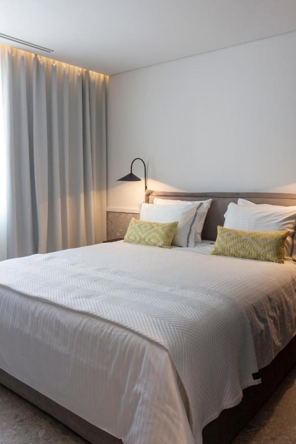 11suites Aigio